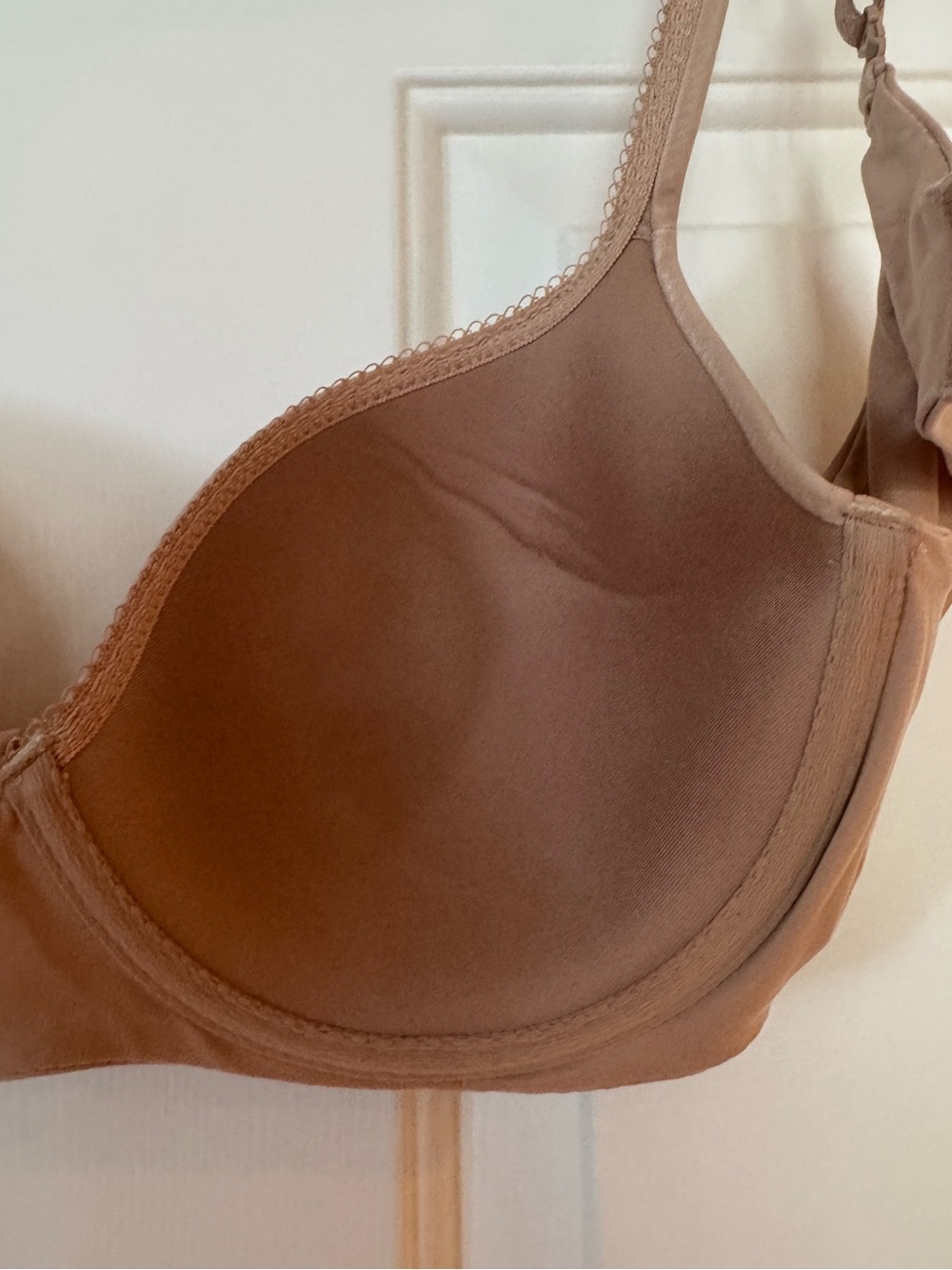 Victoria’s Secret Body by Victoria Demi Bra, 38C - Picture 5 of 10